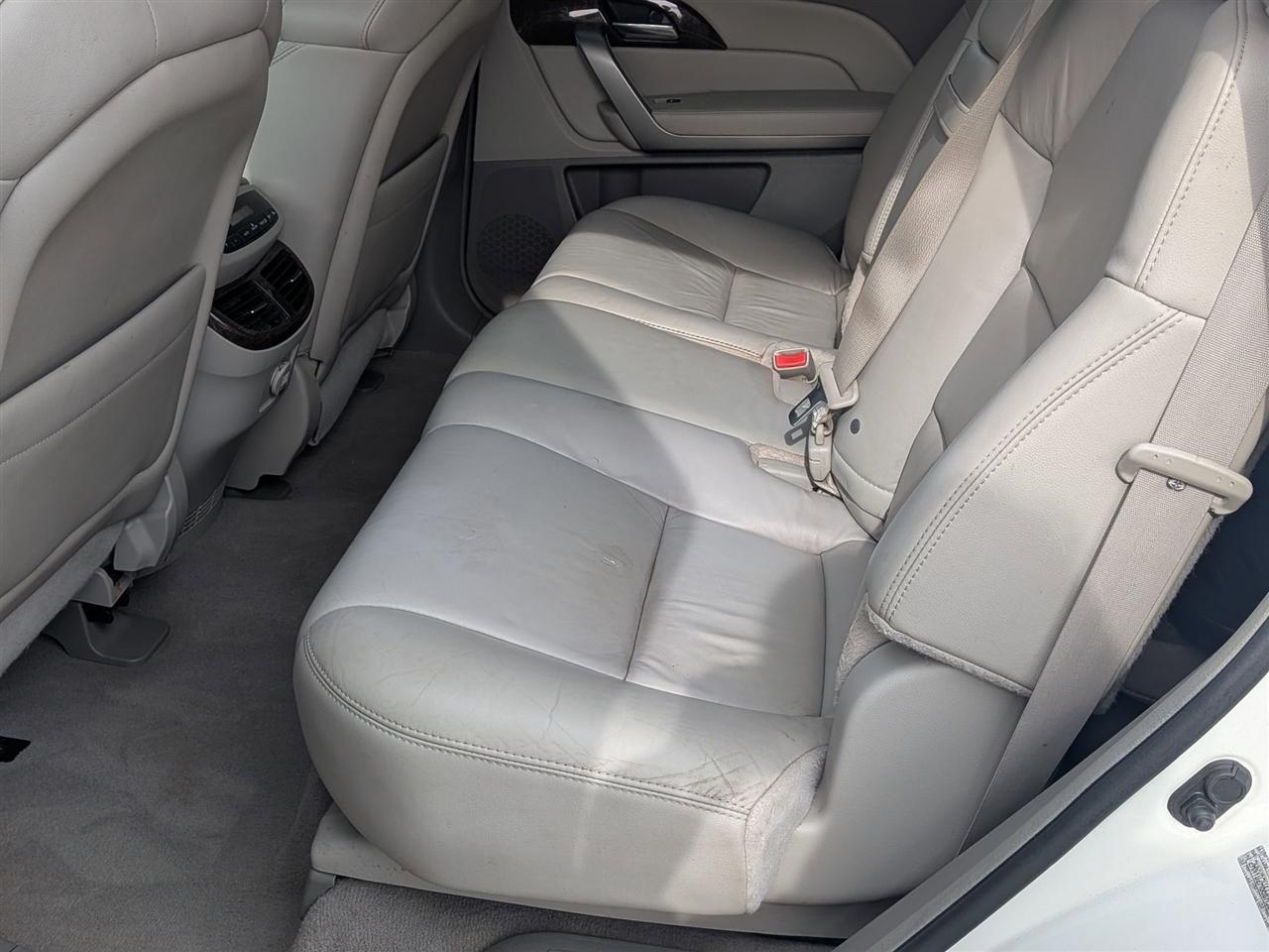 Acura MDX SH-AWD w/Technology Package 2011