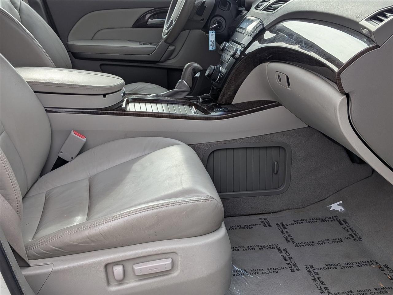 Acura MDX SH-AWD w/Technology Package 2011