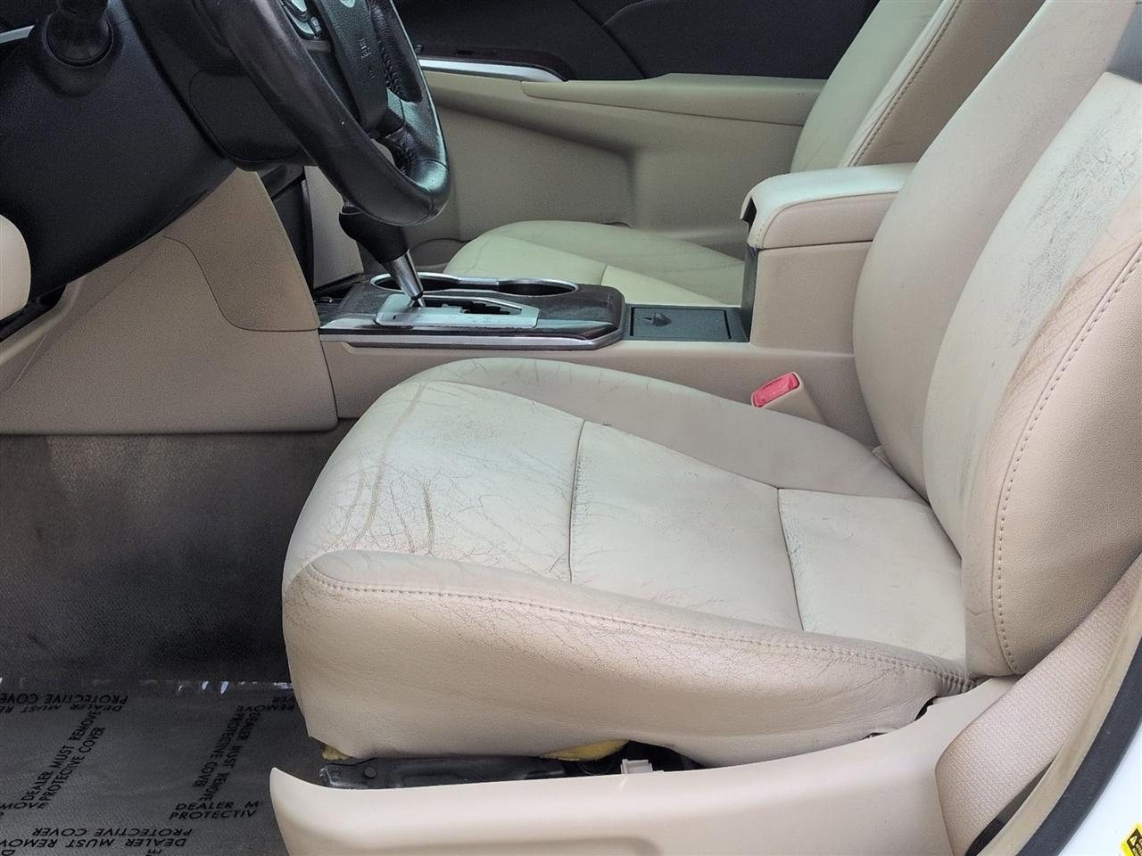 Toyota Camry XLE V6 2013