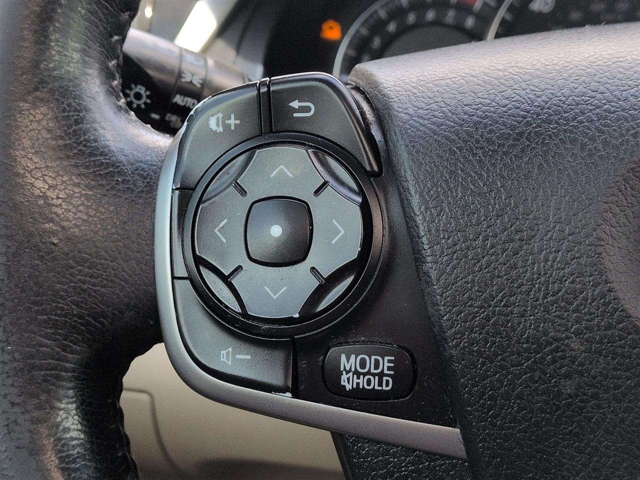 Toyota Camry XLE V6 2013