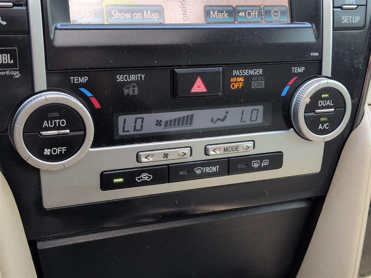 Toyota Camry XLE V6 2013