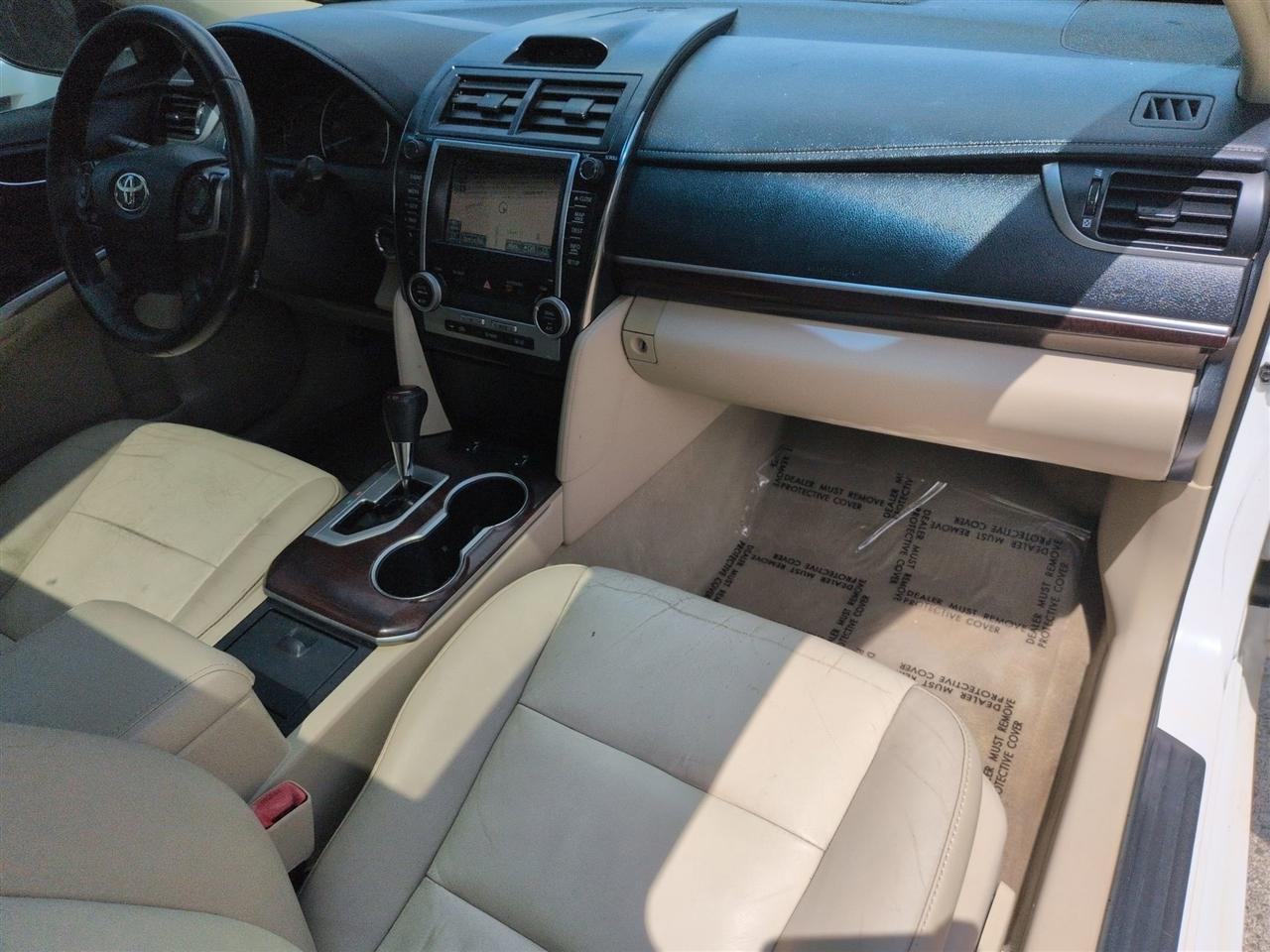 Toyota Camry XLE V6 2013