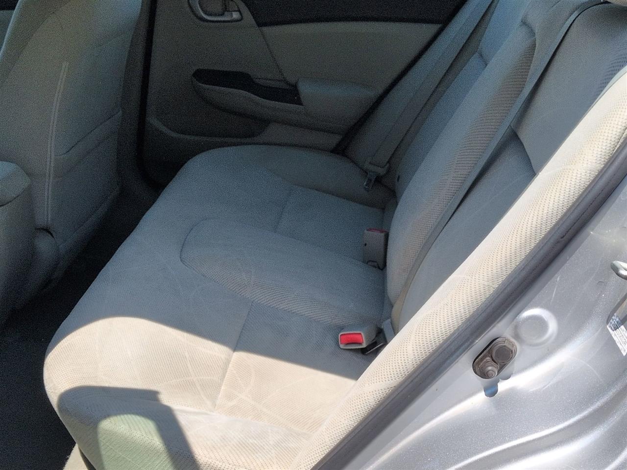 Honda Civic LX Sedan 5-Speed AT 2012