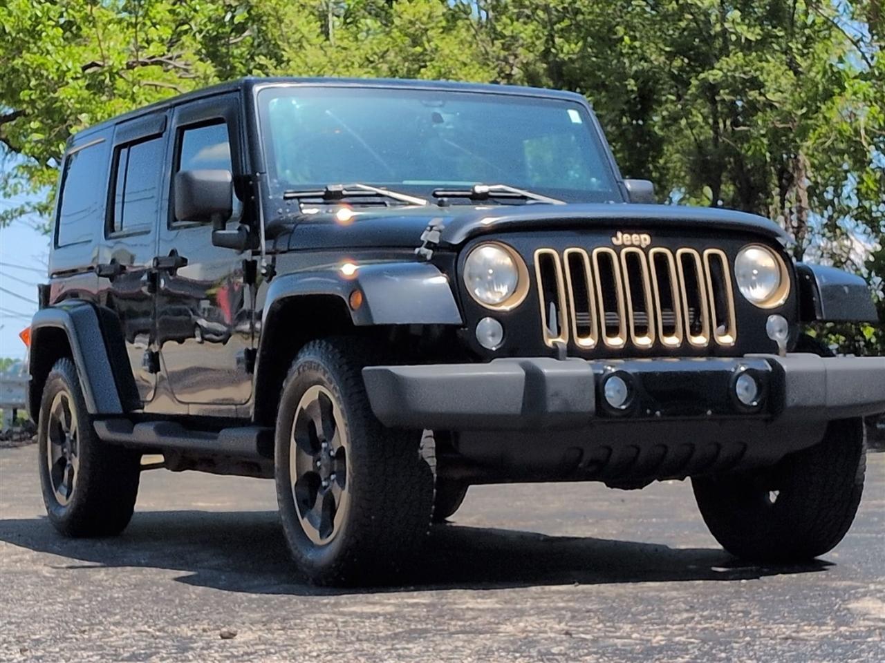 2014 Jeep Wrangler Sahara's photo