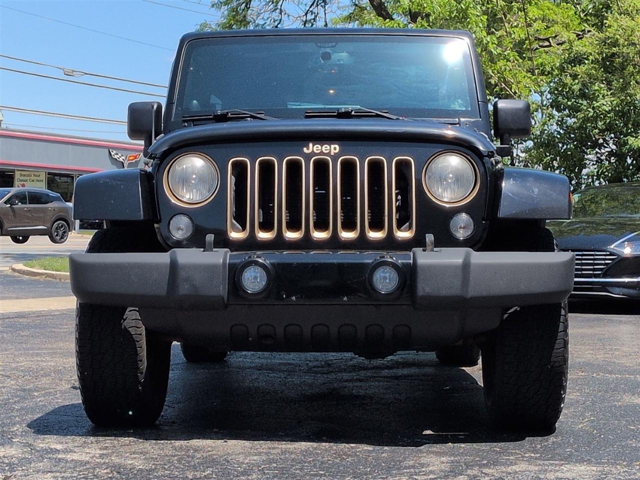 Jeep Wrangler Unlimited Sahara 4D SUV 4WD 2014