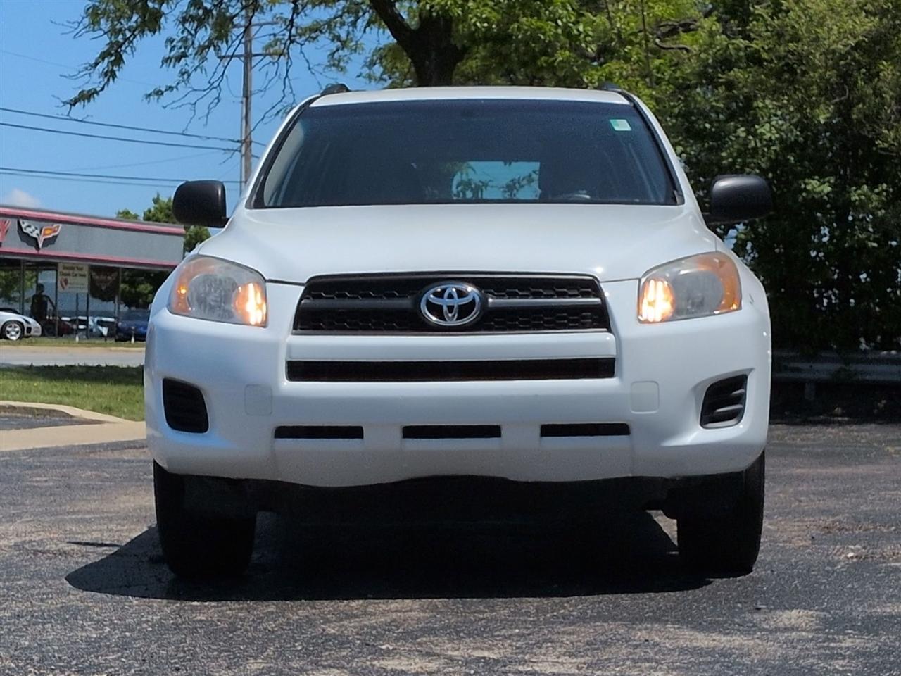 Toyota RAV4 Base I4 4WD 2012