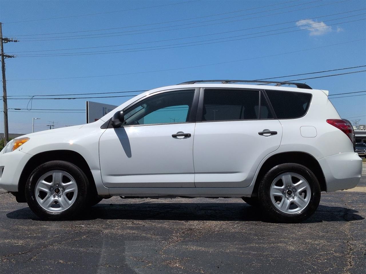 Toyota RAV4 Base I4 4WD 2012