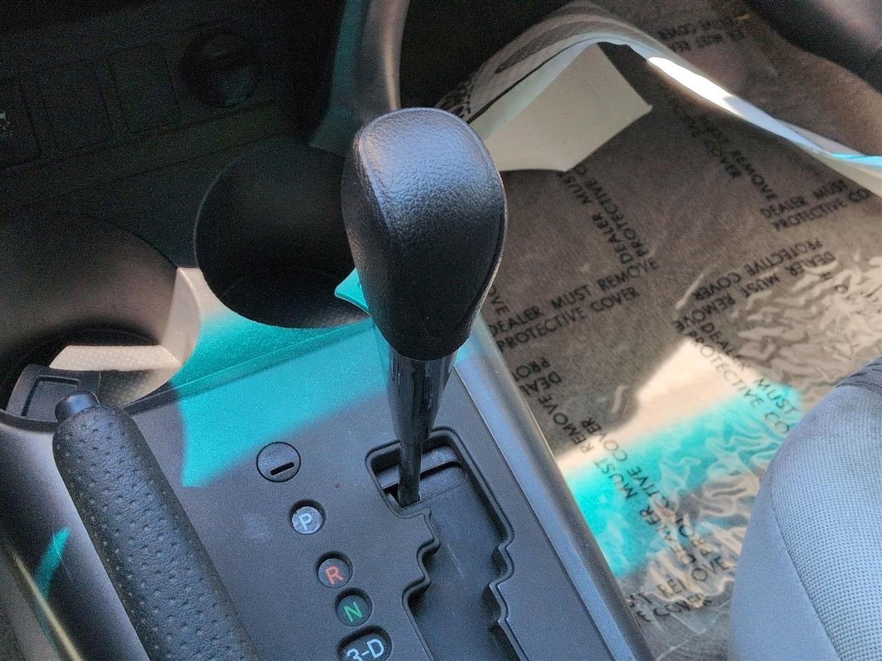 Toyota RAV4 Base I4 4WD 2012