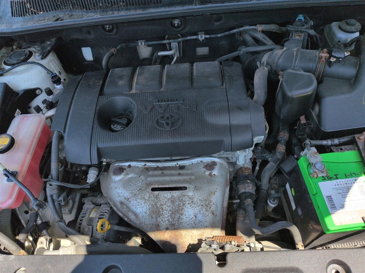 Toyota RAV4 Base I4 4WD 2012