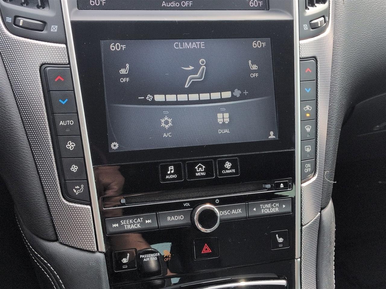 Infiniti Q50 Base 2015