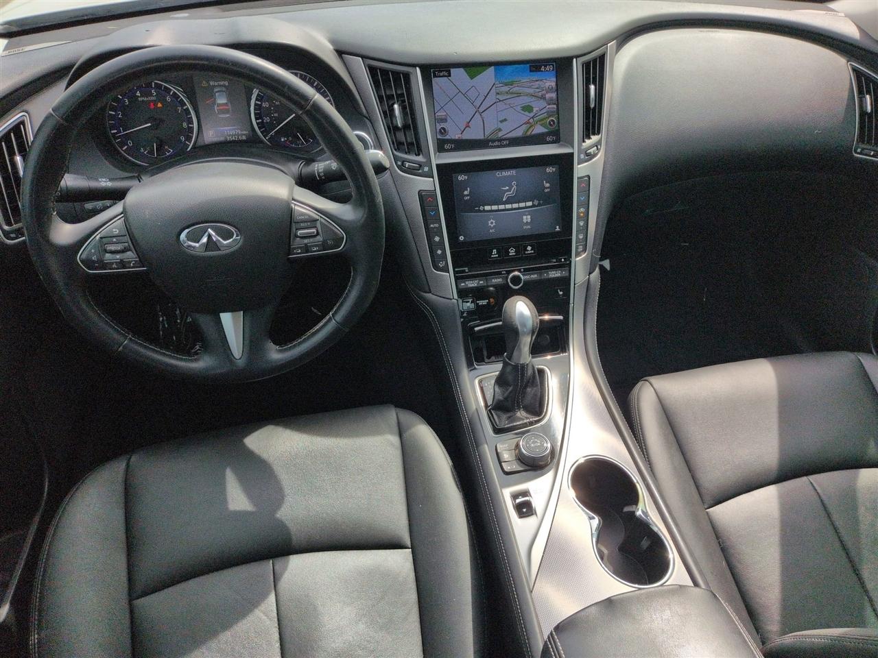 Infiniti Q50 Base 2015