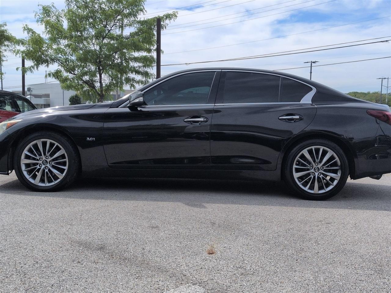Infiniti Q50 3.0t LUXE 2019
