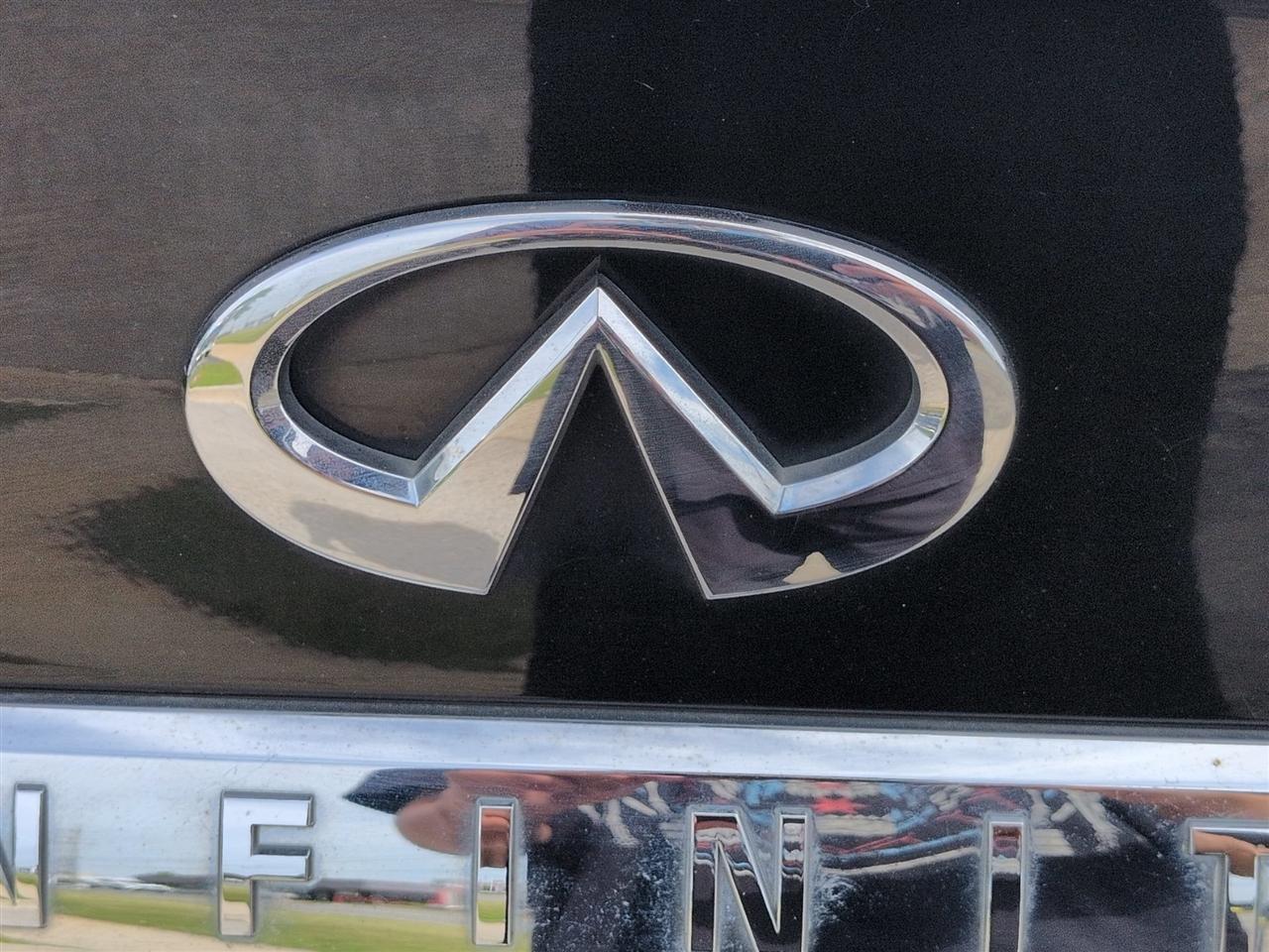 Infiniti Q50 3.0t LUXE 2019