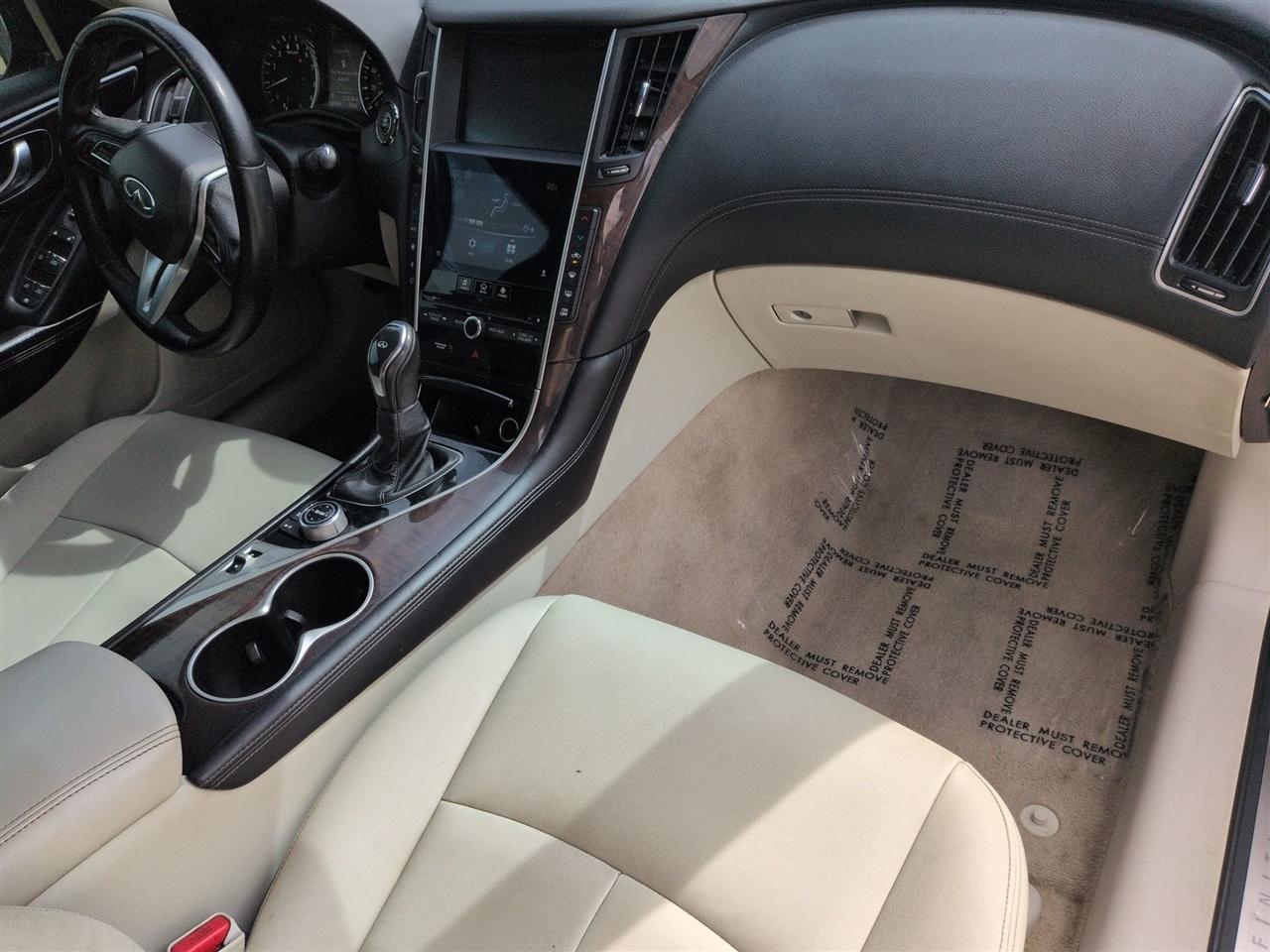 Infiniti Q50 3.0t LUXE 2019