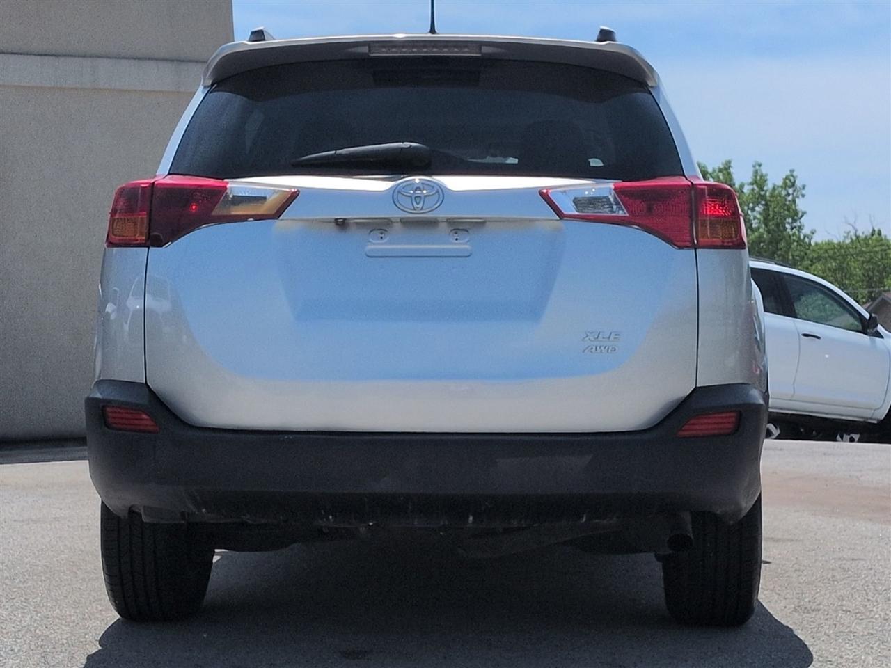 Toyota RAV4 XLE AWD 2015