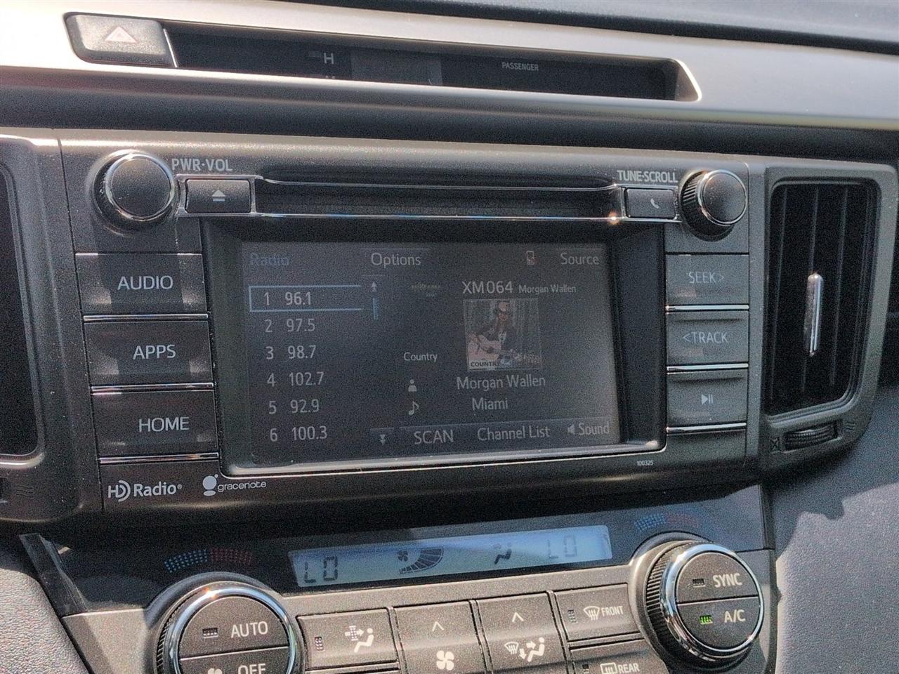 Toyota RAV4 XLE AWD 2015