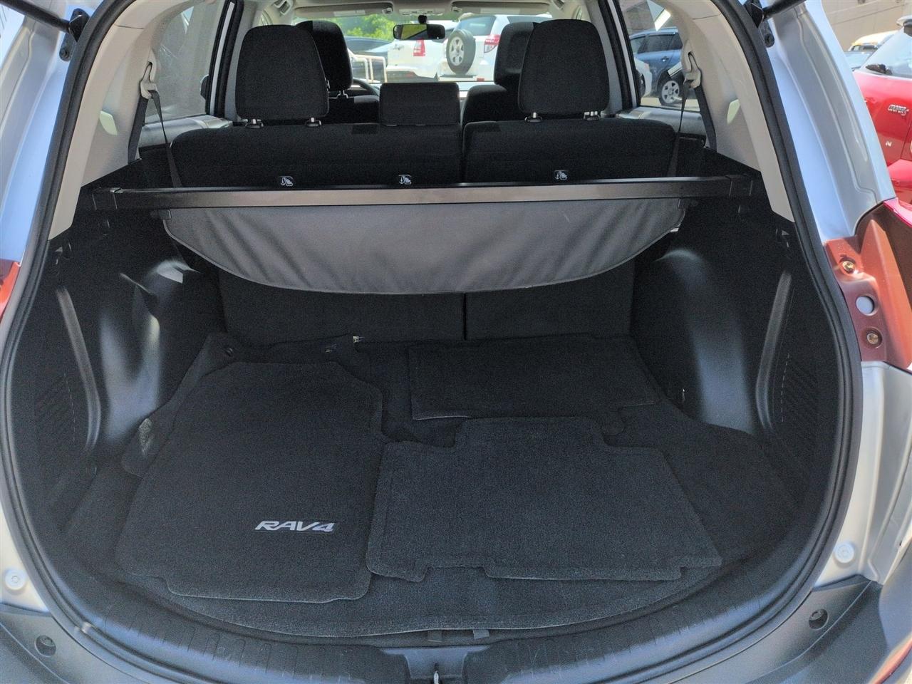 Toyota RAV4 XLE AWD 2015