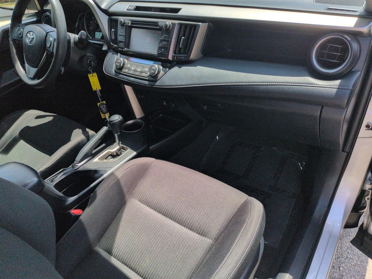 Toyota RAV4 XLE AWD 2015