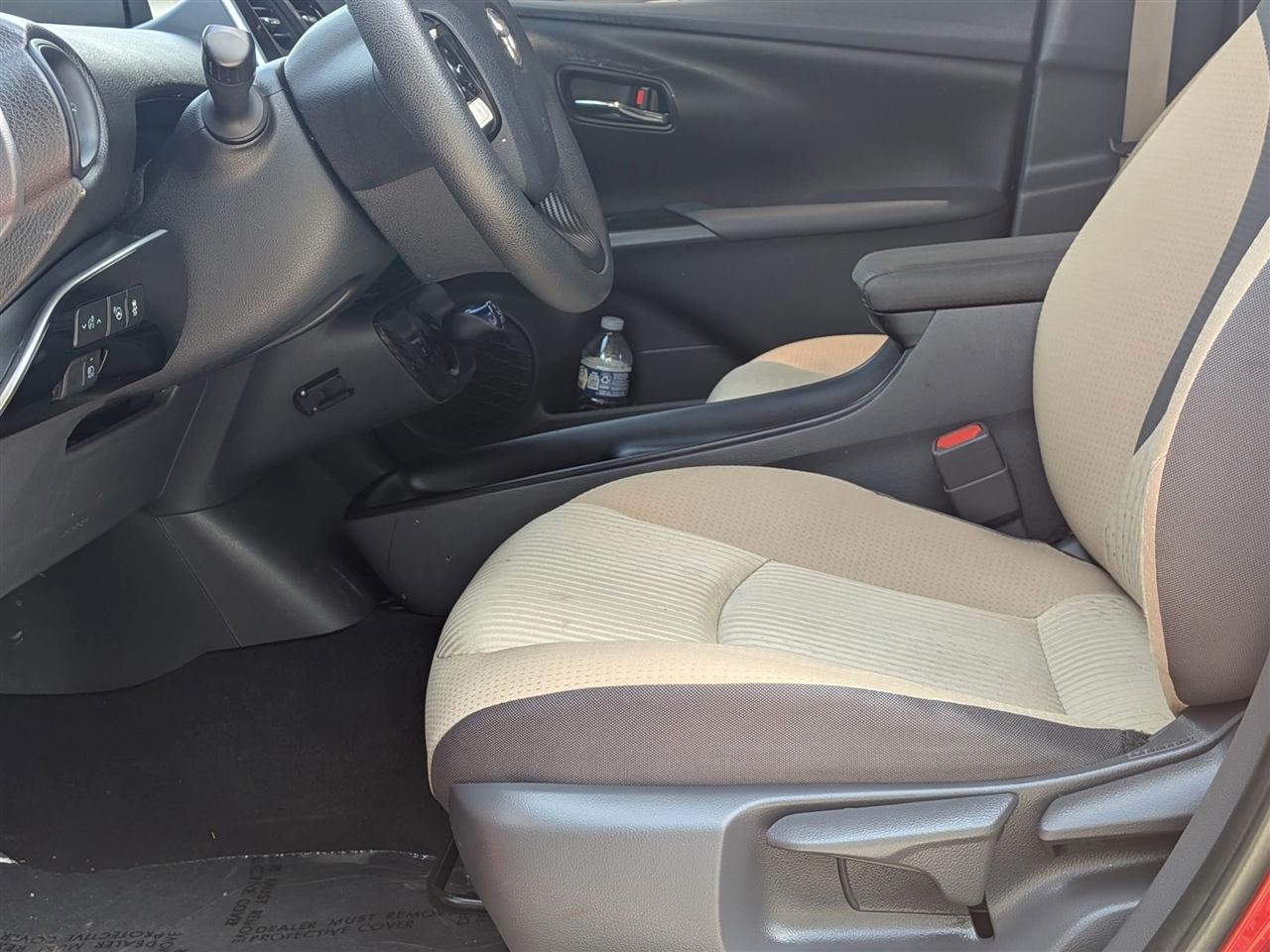 Toyota Prius Two 2018