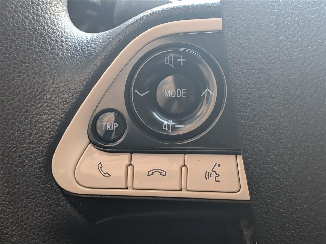 Toyota Prius Two 2018