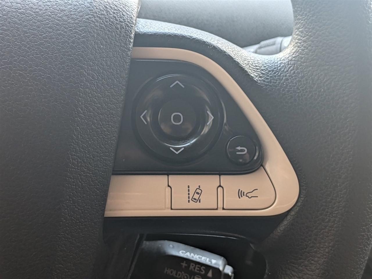 Toyota Prius Two 2018