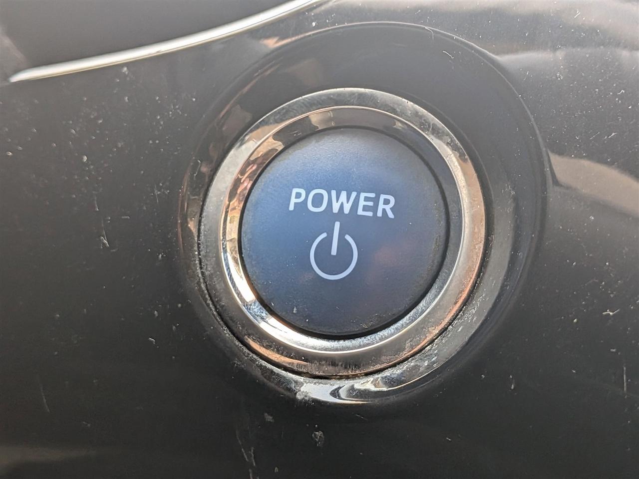 Toyota Prius Two 2018
