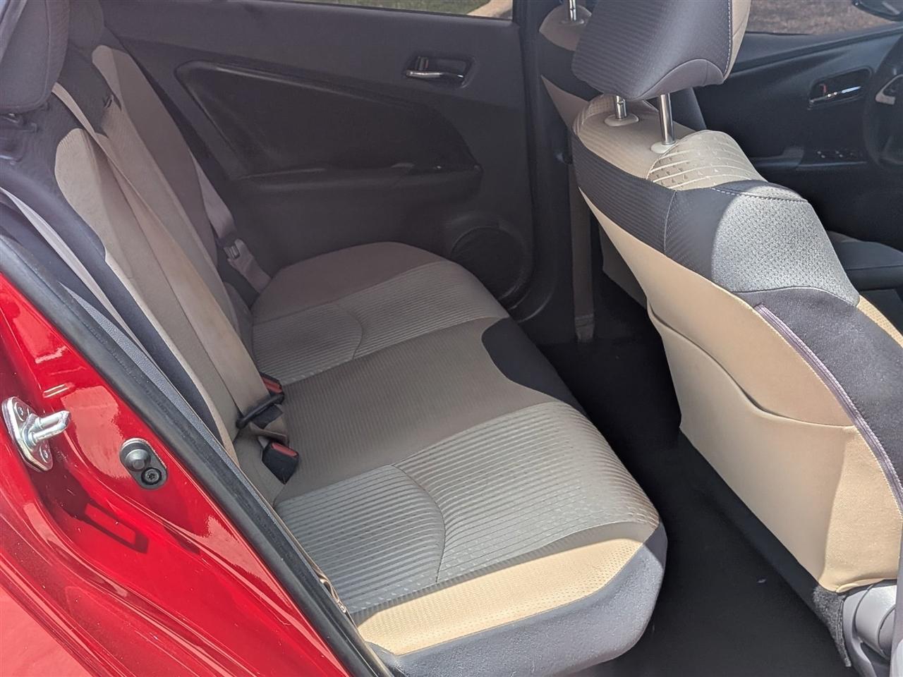 Toyota Prius Two 2018