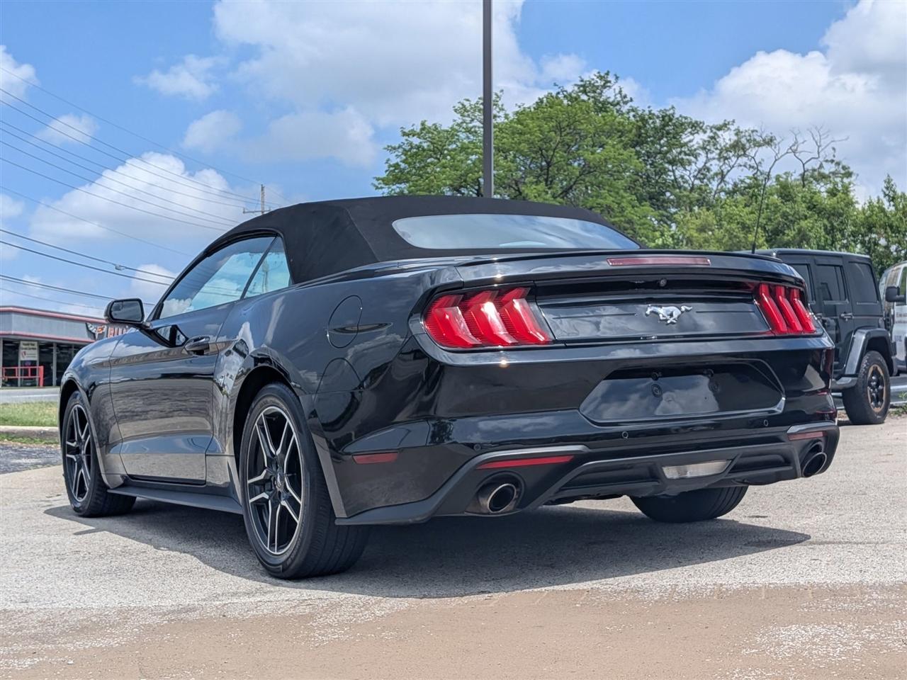 Ford Mustang EcoBoost Premium Convertible 2018