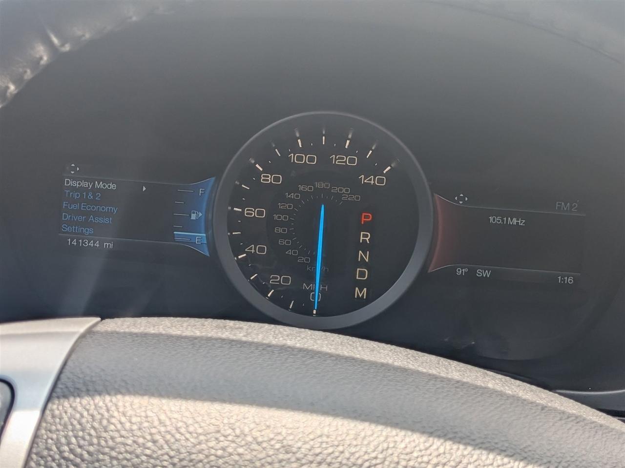 Ford Explorer XLT 4D SUV 4WD 2015