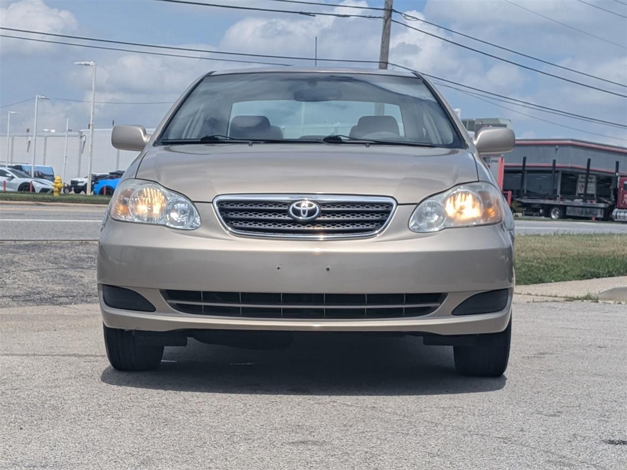 Toyota Corolla CE 4D Sedan 2005
