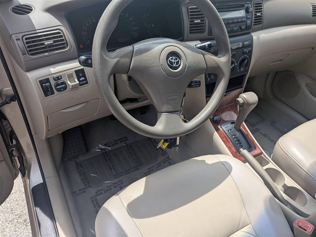 Toyota Corolla CE 4D Sedan 2005