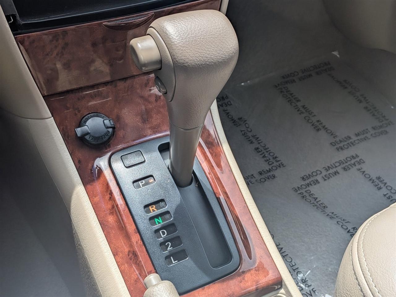 Toyota Corolla CE 4D Sedan 2005