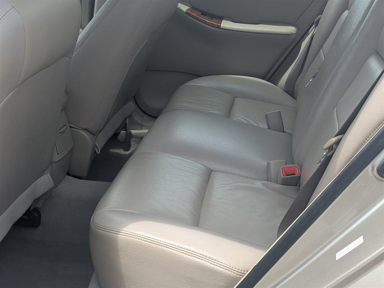 Toyota Corolla CE 4D Sedan 2005