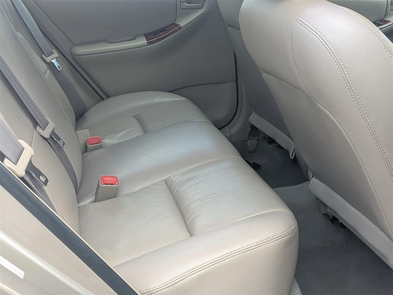 Toyota Corolla CE 4D Sedan 2005