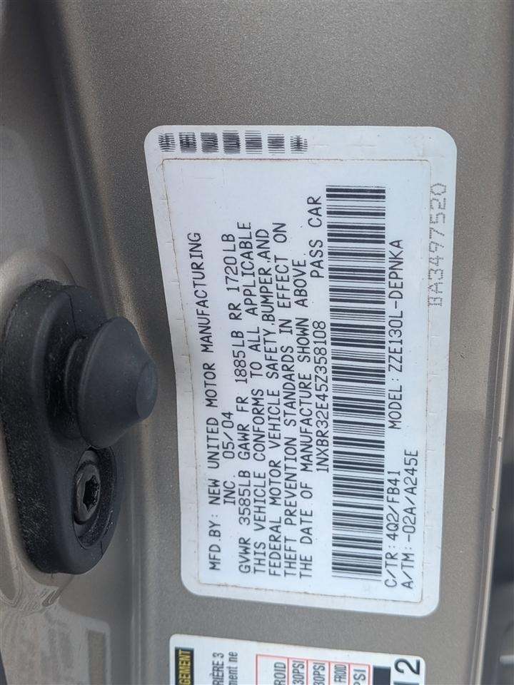 Toyota Corolla CE 4D Sedan 2005