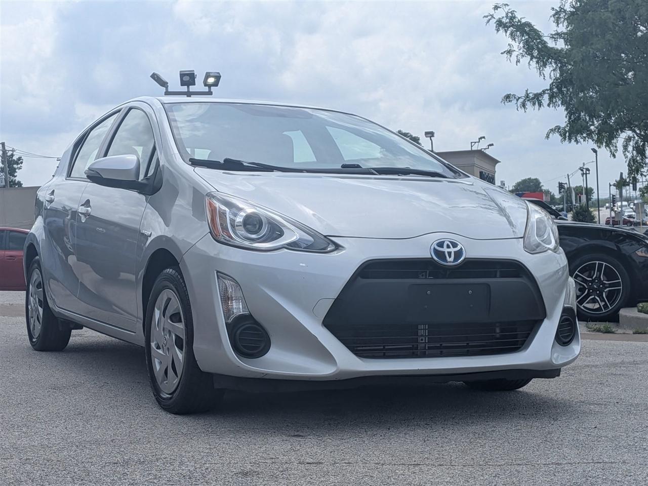 Toyota Prius c Four 2015