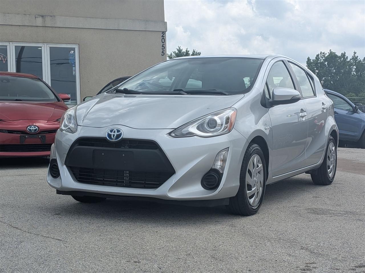 Toyota Prius c Four 2015