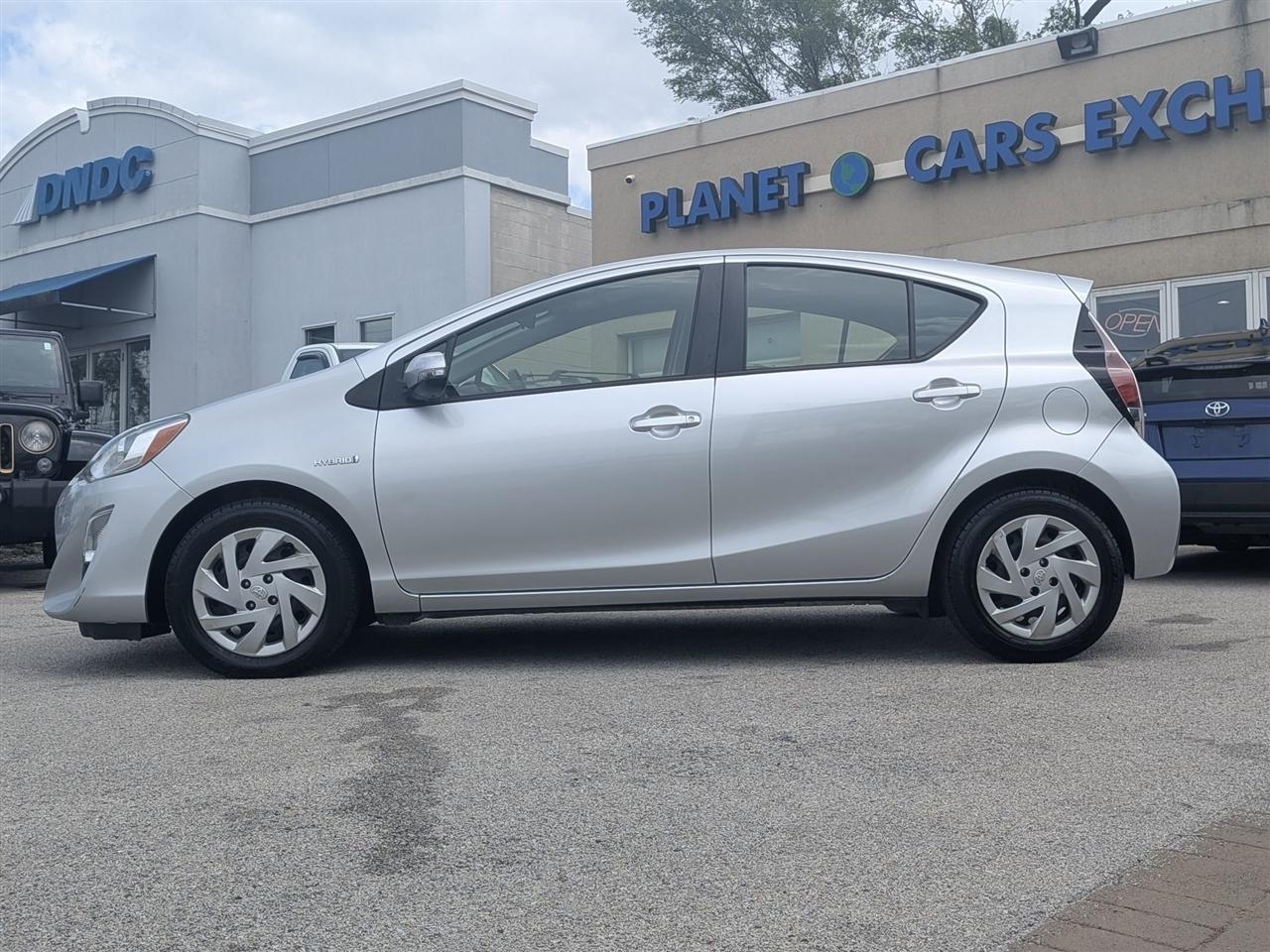 Toyota Prius c Four 2015