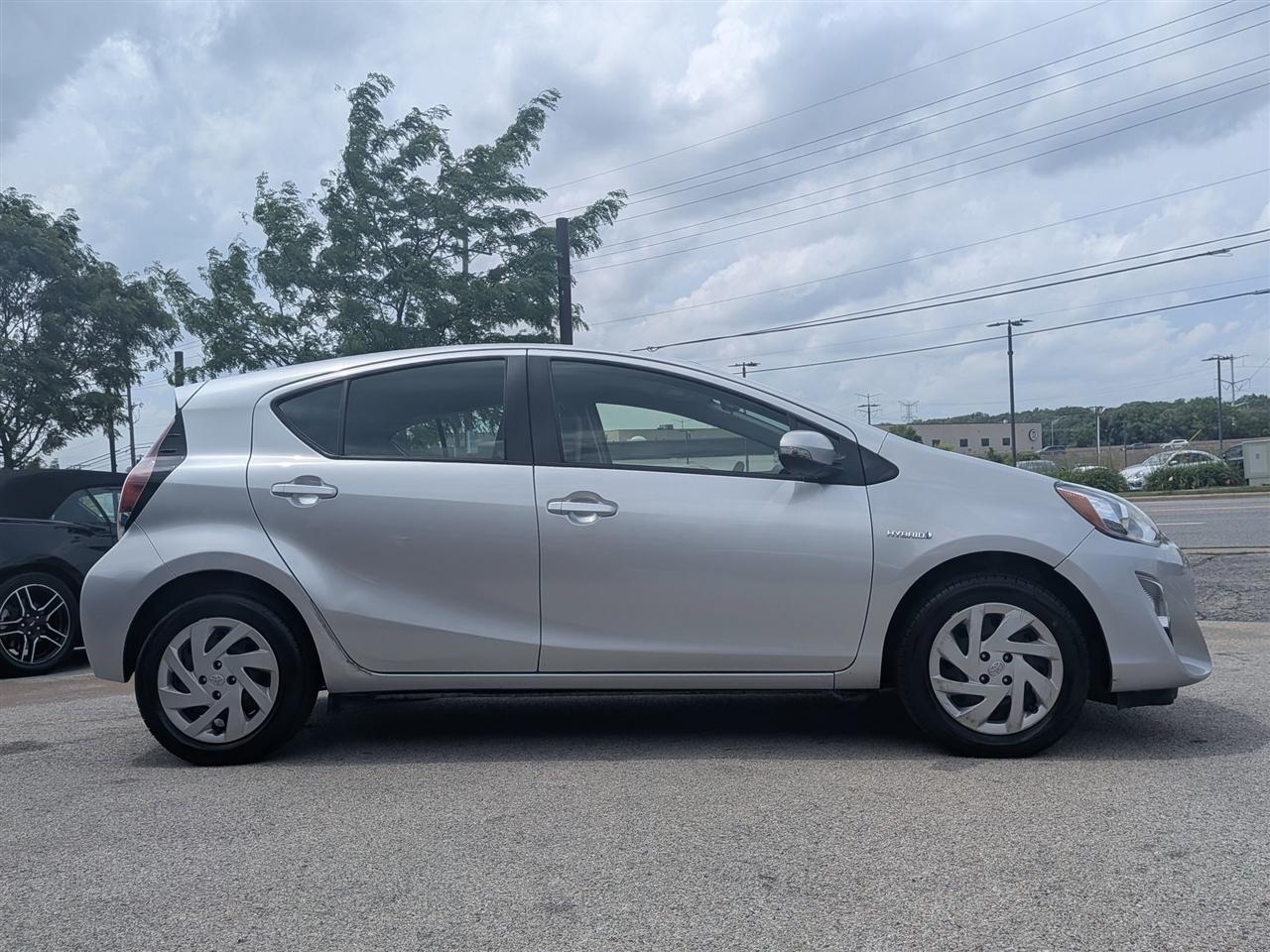 Toyota Prius c Four 2015