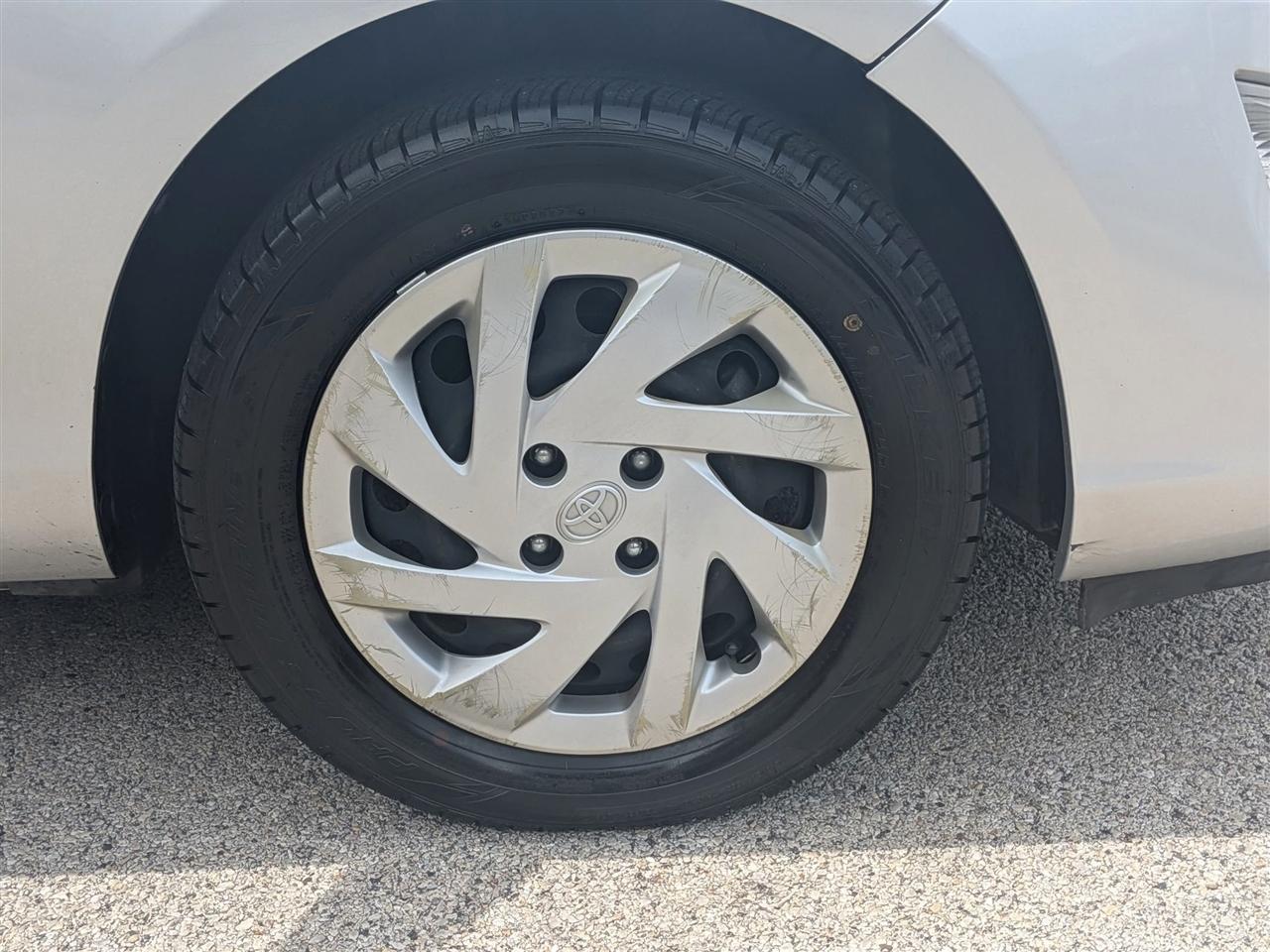 Toyota Prius c Four 2015