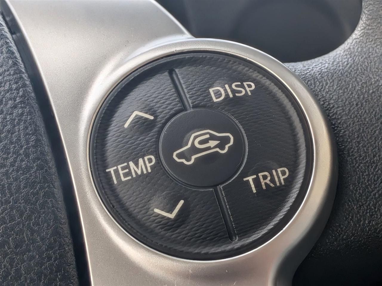 Toyota Prius c Four 2015
