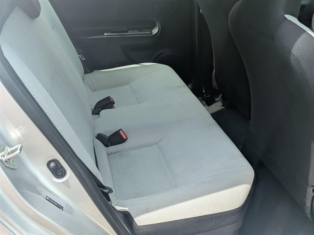 Toyota Prius c Four 2015