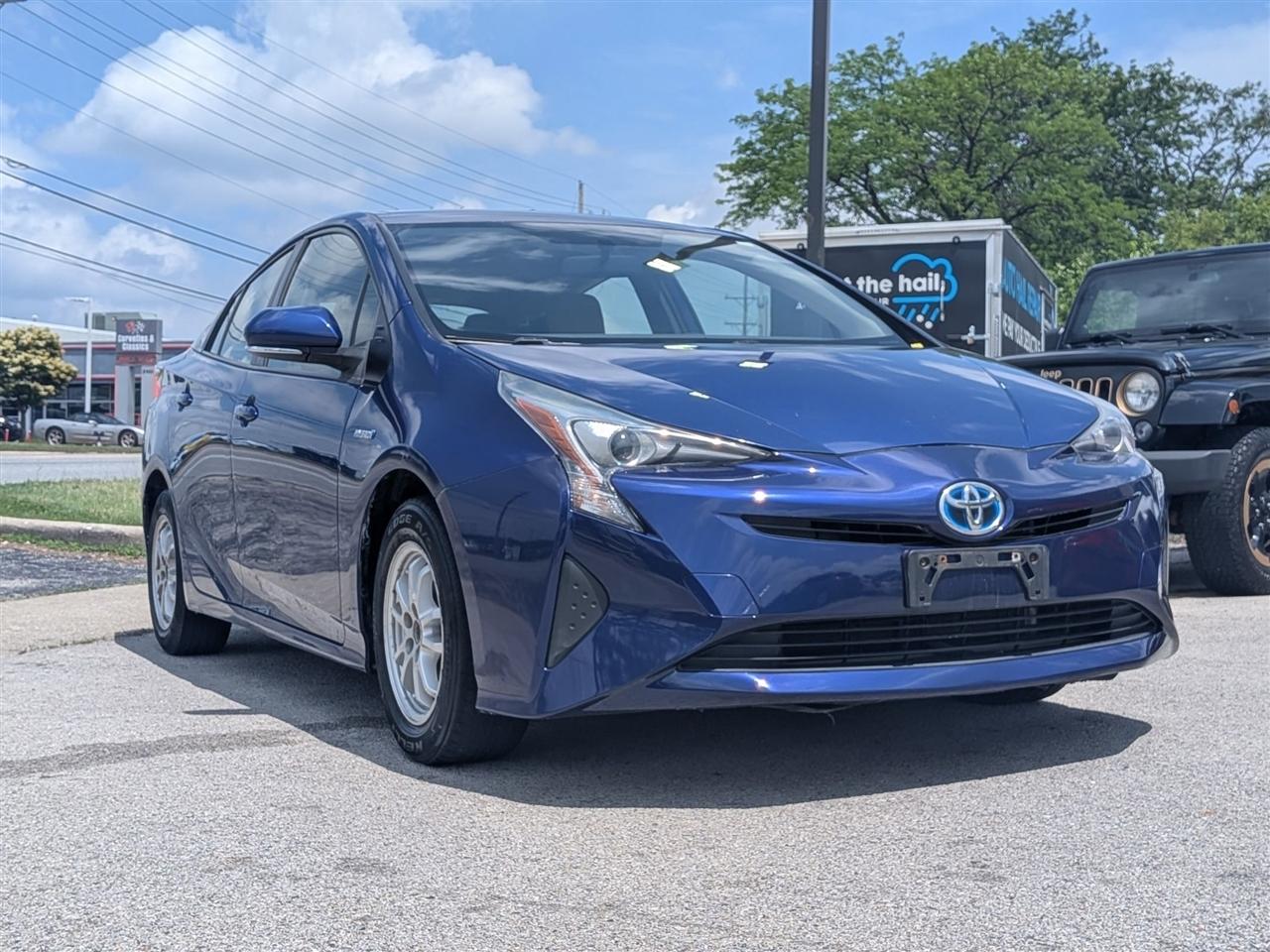 Toyota Prius Two 2016