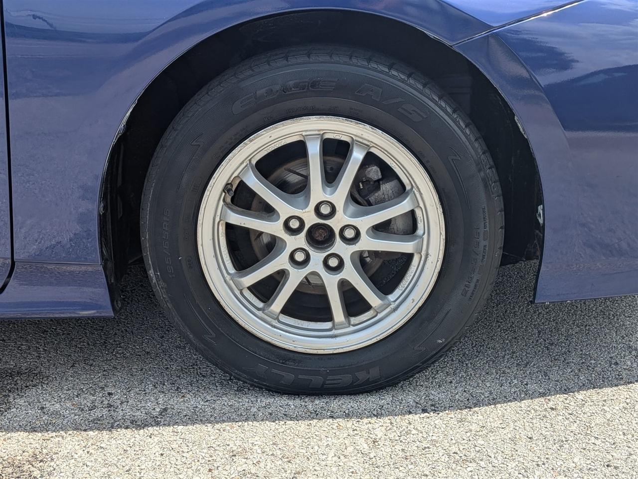 Toyota Prius Two 2016