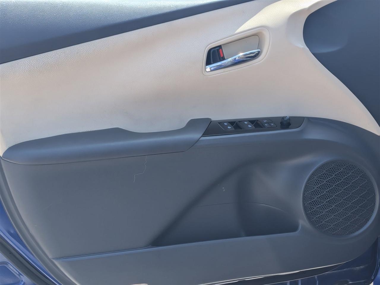 Toyota Prius Two 2016