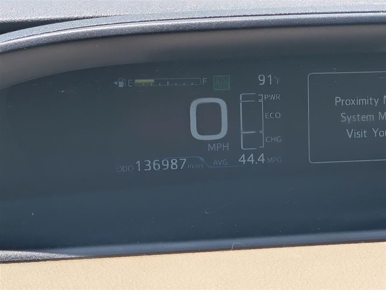 Toyota Prius Two 2016