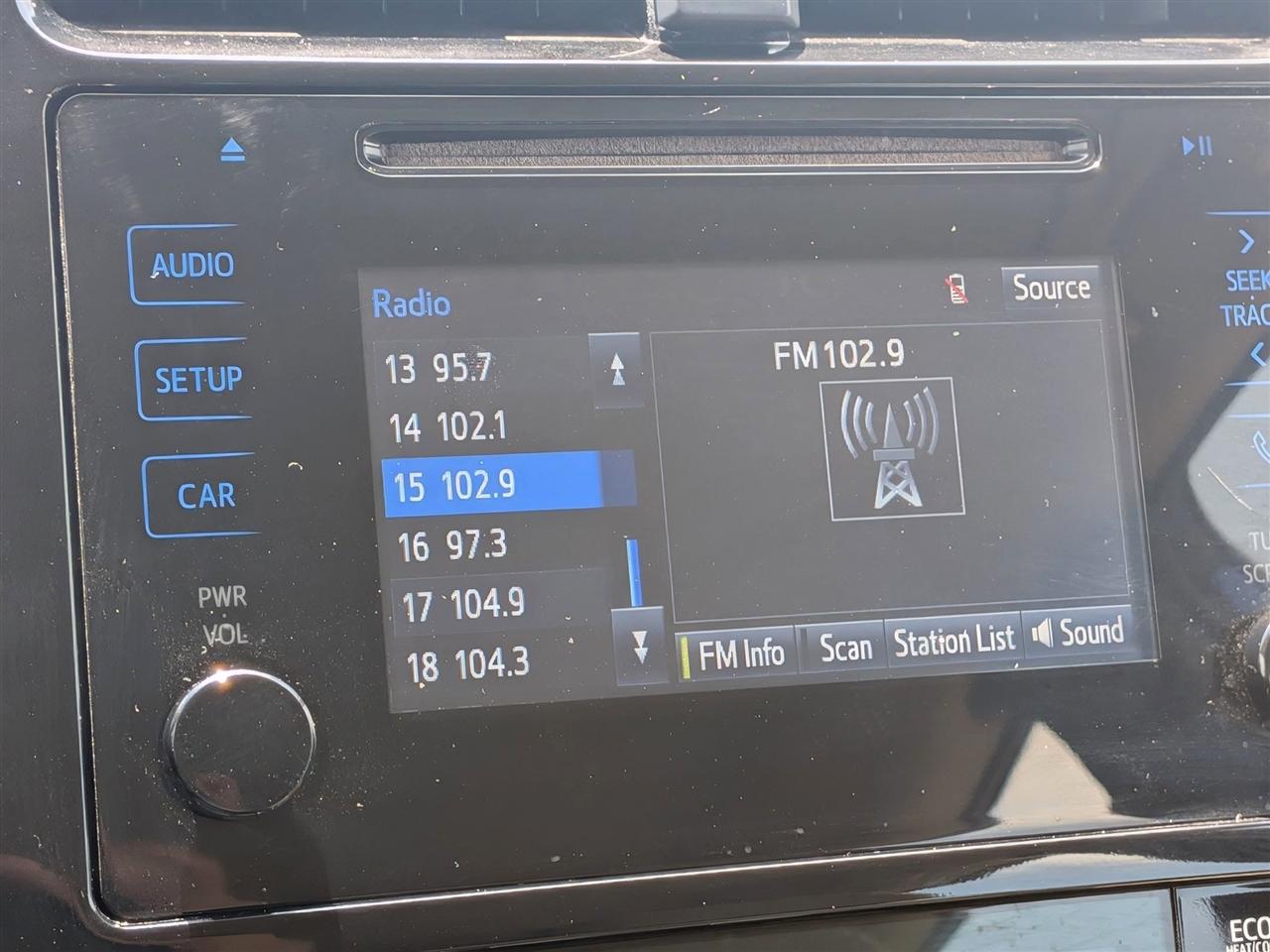 Toyota Prius Two 2016