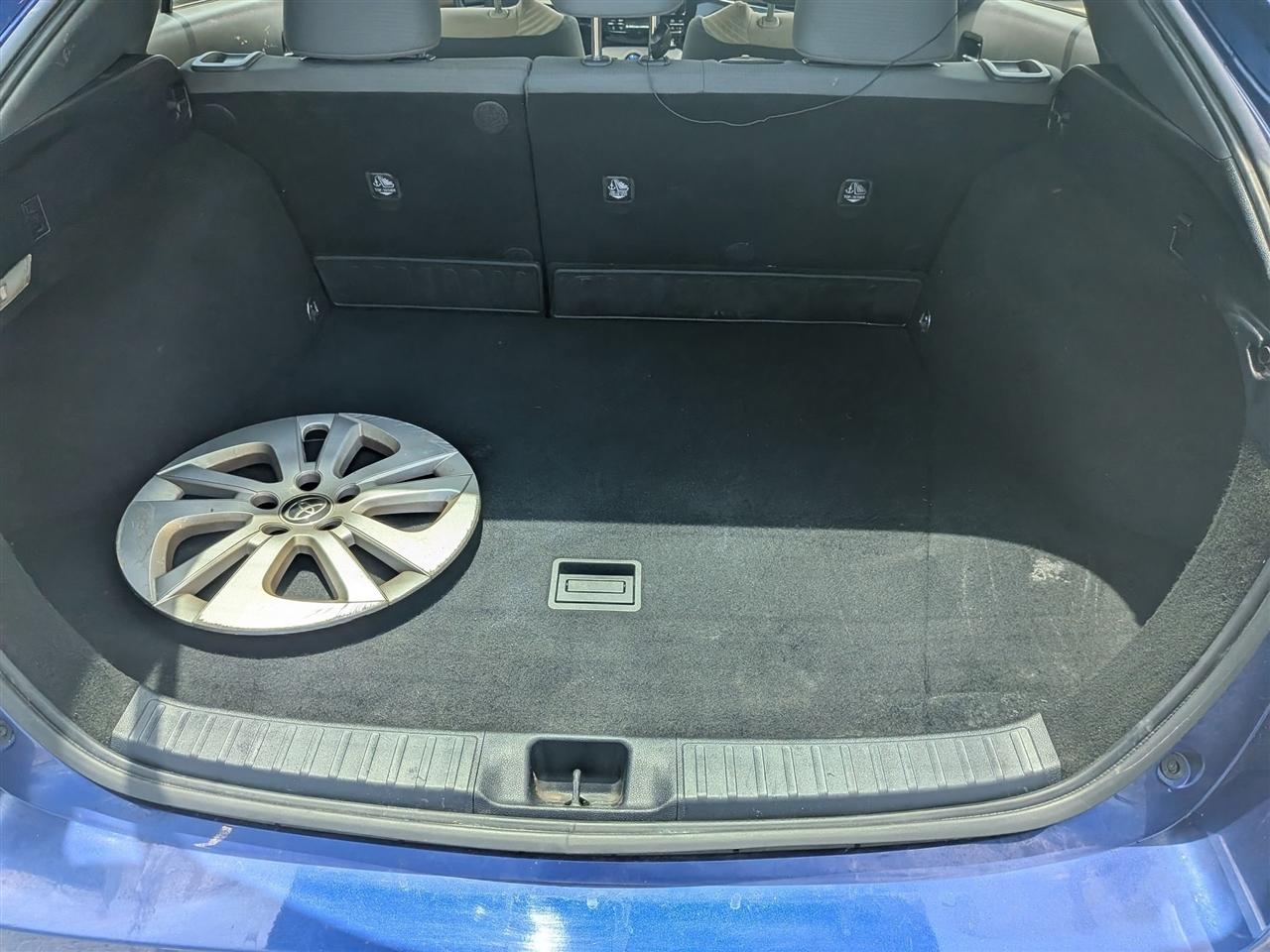 Toyota Prius Two 2016