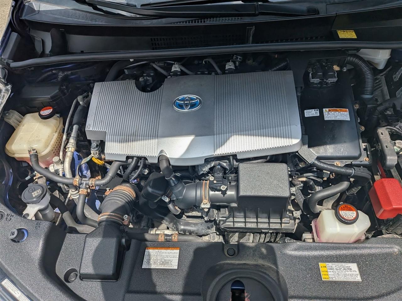 Toyota Prius Two 2016