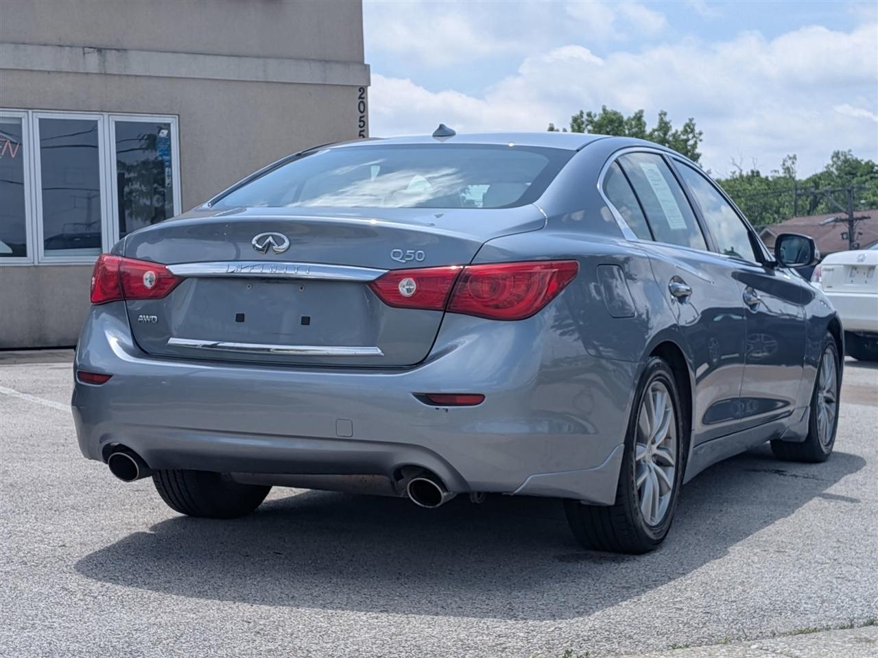 Infiniti Q50 Premium AWD 2014